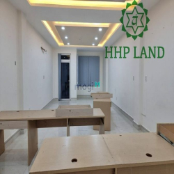 Cho thuê nhà đẹp có thang máy mặt tiền đường Đồng Khởi giá ưu đãi