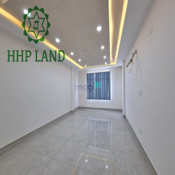Cho thuê nhà đẹp có thang máy mặt tiền đường Đồng Khởi giá ưu đãi