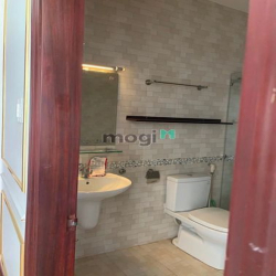 Cho Thuê Nhà  Nguyễn Cửu Vân, P17, Q.Bình Thạnh, DT: 5x18, 3 lầu