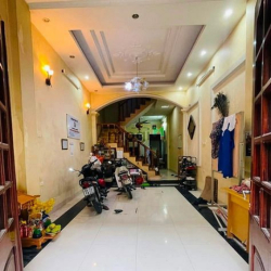 Phân lô Phạm Tuấn Tài 65m2 5 tầng, gần phố, ô tô vào nhà, kd, ở ngay