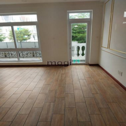 Cho Thuê Nhà  Nguyễn Cửu Vân, P17, Q.Bình Thạnh, DT: 5x18, 3 lầu