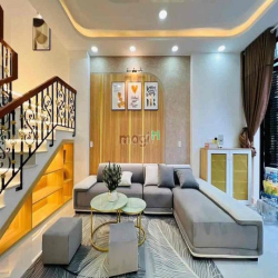 Chính chủ bán gấp nhà đ. Nguyễn Trãi, Phường 2, Quận 5 ,Dt:52m2