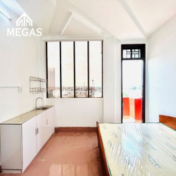 Phòng Giá Rẻ Đầy Đủ Nội Thất Ban Công Riêng Ngay HUFLIT