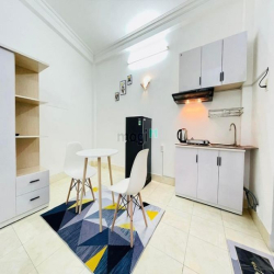 Phòng đẹp nằm gần bờ kè Thanh Đa