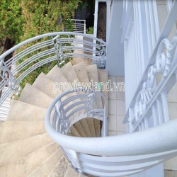 Biệt thự mt Lý Chính Thắng, Q3, 10x15m đất, 4 tầng, đang cho thuê