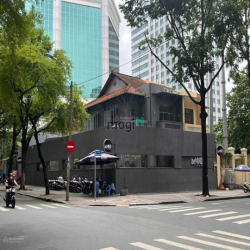 Bán nhà 2MT đường Nguyễn Du P, Bến Nghé Q1, dt: 34x14m giá 450 tỷ