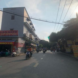 Bán nhà ngay đường Nguyễn Minh Hoàng - CN 68m2 - Chỉ nhỉnh 12 tỷ TL