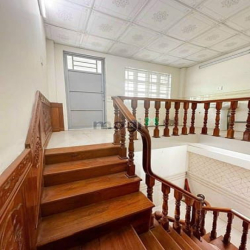 Nhà trệt lửng mặt tiền đường 30/4, Ninh Kiều, Cần Thơ - 15 tỷ