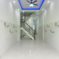 Bán gấp nhà mới đón tết 3 Tầng ,Trung Chánh Hóc Môn, Gần coopmart Q12