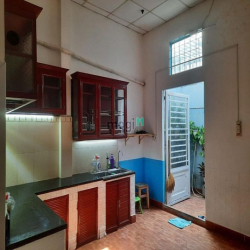 bán nhà -Nguyễn chích- vĩnh hoà -DT 110m2 NỞ HẬU- HXH-3PN-GIÁ1TỶ920tr.