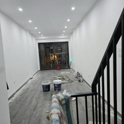 Bán nhà Tôn Đức Thắng ô tô vào nhà - 4 tầng - 11,5 tỷ