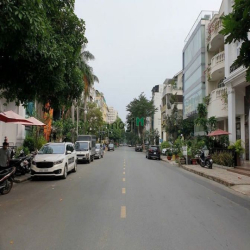 CHO THUÊ GẤP nhà đường Phạm Thái Bường, Phú Mỹ Hưng, Quận 7 giá rẻ