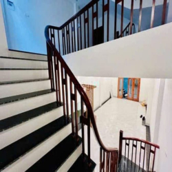 Bán nhà siêu phẩm trịnh đình cửa- 2 thoáng, ô tô tránh giá 10.9 tỷ