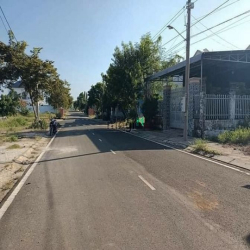Tôi chính chủ kẹt tiền cần bán gấp lô đất thổ cư 1044m2, dân cư đông