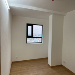 bán căn góc lầu 10 Chung cư centum weath, Q9 - Dt: 82.5m2 3 phòng ngủ