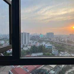 bán căn góc lầu 10 Chung cư centum weath, Q9 - Dt: 82.5m2 3 phòng ngủ