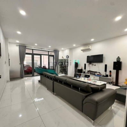 Nhà MẶT TIỀN 4 lầu đẹp ngang 5.1m 102m2 gần trường Thống Nhất 12.65 tỷ