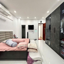 Nhà MẶT TIỀN 4 lầu đẹp ngang 5.1m 102m2 gần trường Thống Nhất 12.65 tỷ