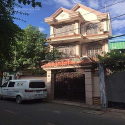 Cho thuê MT Đ. Lam Sơn, P. 2, TB khu sân bay - 8x27m 4 Tầng chỉ 65tr