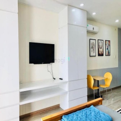 Căn hộ 1 phòng ngủ full nội thất tại quận 1