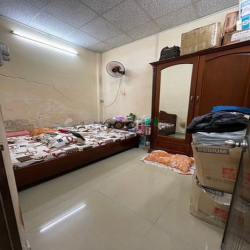 Nhà cấp 4, DT: 4Mx21M, mặt tiền Gò Ô Môi, Phú Thuận, Quận 7