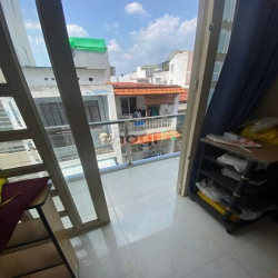 Quận 10 Tô Hiến Thành 52m2, ngang 3.8m, 4 tầng 4PN hẻm thông, thoáng