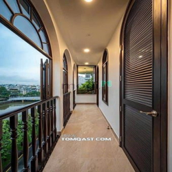 Bán nhà 10tầng 550m2 sử dụng view sông trung tâm Q1 giá chỉ 30 mấy tỷ.