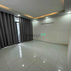 Cho thuê nhà 1 sẹc Lê Văn Quới: 4mx16m 1 trệt 3 lầu, 12tr/th