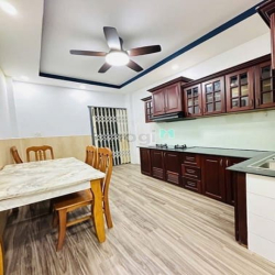 Cần Tiền Bán gấp nhà mới 4 tầng hẻm 7m sát Phan Xích Long 180m2 7ty9