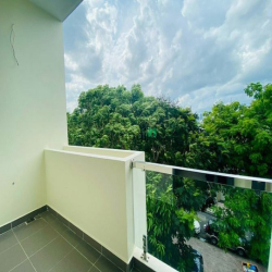 Studio full NT ban công gần cầu chữ Y quận 8