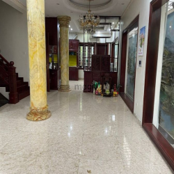 Cho thuê biệt thự siêu vip tại Thành Phố Giao Lưu, Phạm Văn Đồng 50tr