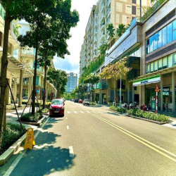 DUY NHẤT căn shophouse Sarina BÁN có dòng tiền 1 tỷ/năm