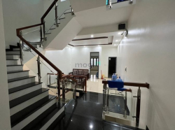 Cho thuê văn phòng 2 tầng Hòa xuân đường Trung Lương