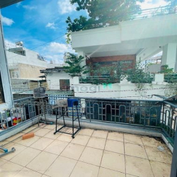 Bán Nhà 2 Tầng 5PN Hẻm 5m Linh Xuân 80m2 Giá 4 Tỷ 200