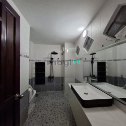 Mặt tiền Lý Thường Kiệt, Tân Bình 100m2(4x25m) 9 PN gần chợ Tân Bình