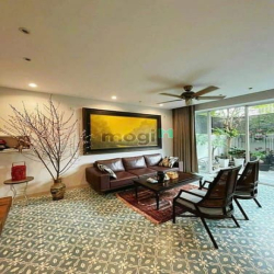 Bán Villa đẹp Thảo Điền - Thiết kế đẹp - Giá tốt