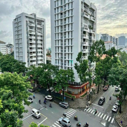 Bán căn hộ mỹ khánh 4, Phú Mỹ Hưng ,Quận 7, dt 118m2 , 3PN, giá : 5 tỷ