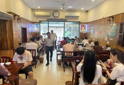 Sang lại quán cơm + 5 phòng cho thuê tại đường Nguyễn Gia Trí (D2)
