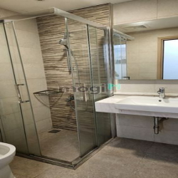 Bán gấp CHCC Riverpark Premier, DT 130m2, 3PN,2WC,NTDD, giá  tốt 11tỷ5