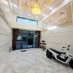 Nhà đẹp 5 Tầng, 50m2, đường Võ Văn Vân, Hẻm 7m, giá 5Tỷ.