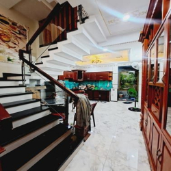 Nhà đẹp 5 Tầng, 50m2, đường Võ Văn Vân, Hẻm 7m, giá 5Tỷ.