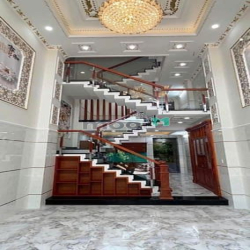 Nhà đẹp 5 Tầng, 50m2, đường Võ Văn Vân, Hẻm 7m, giá 5Tỷ.