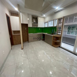 shophouse Saritown 450m² hoàn thiện có thang máy ,