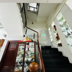 Bán nhà mặt tiền phường 10 Tân Bình 88m2 4 tầng chỉ 9.99 tỷ thương lượ