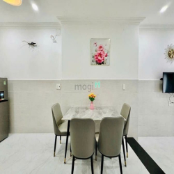 Bán nhà hẻm xe hơi sát MT đường số 9, 4 x 9, 3 lầu, 4 PN,giá 5.2 tỷ tl