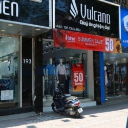 Cho thuê cửa hàng thời trang phố CHÙA BỘC, 65m2, Mt 5.5m