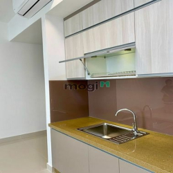 Cho thuê officetel 38m2 Sunrise City View Quận 7 nhà trống giá 8.5 tr