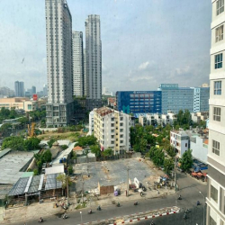 Cho thuê officetel 38m2 Sunrise City View Quận 7 nhà trống giá 8.5 tr