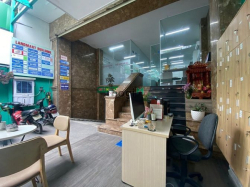 Vp 11m2 có sẵn bàn ghế, máy lạnh