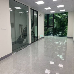 Cho thuê tòa nhà mặt phố Nguyễn Chánh, Trung Hòa. 110m2, 5 tầng, 90tr